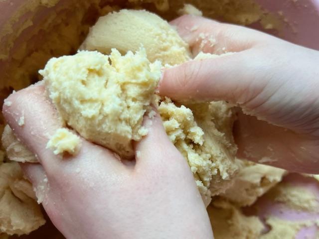 Snickerdoodle cookies recept deeg kneden