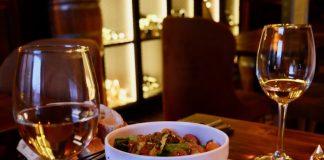 Waar kun je wijn drinken in Marrakech? vin bar 68 marrakech