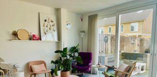 Een roze vloerkleed van wol Een roze vloerkleed van wol