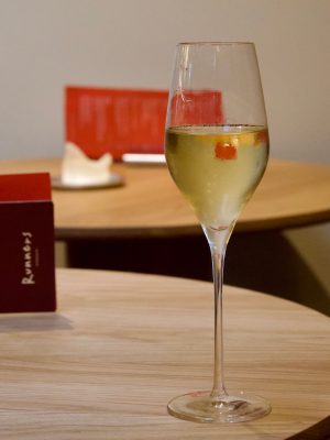 alcoholvrije bubbels bij brasserie runners in Den Haag